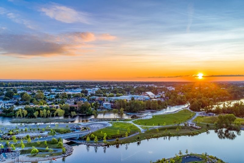 Boise Lawn Care Routine: 7 Simple Steps to Keep Your Lawn Green Year-Round